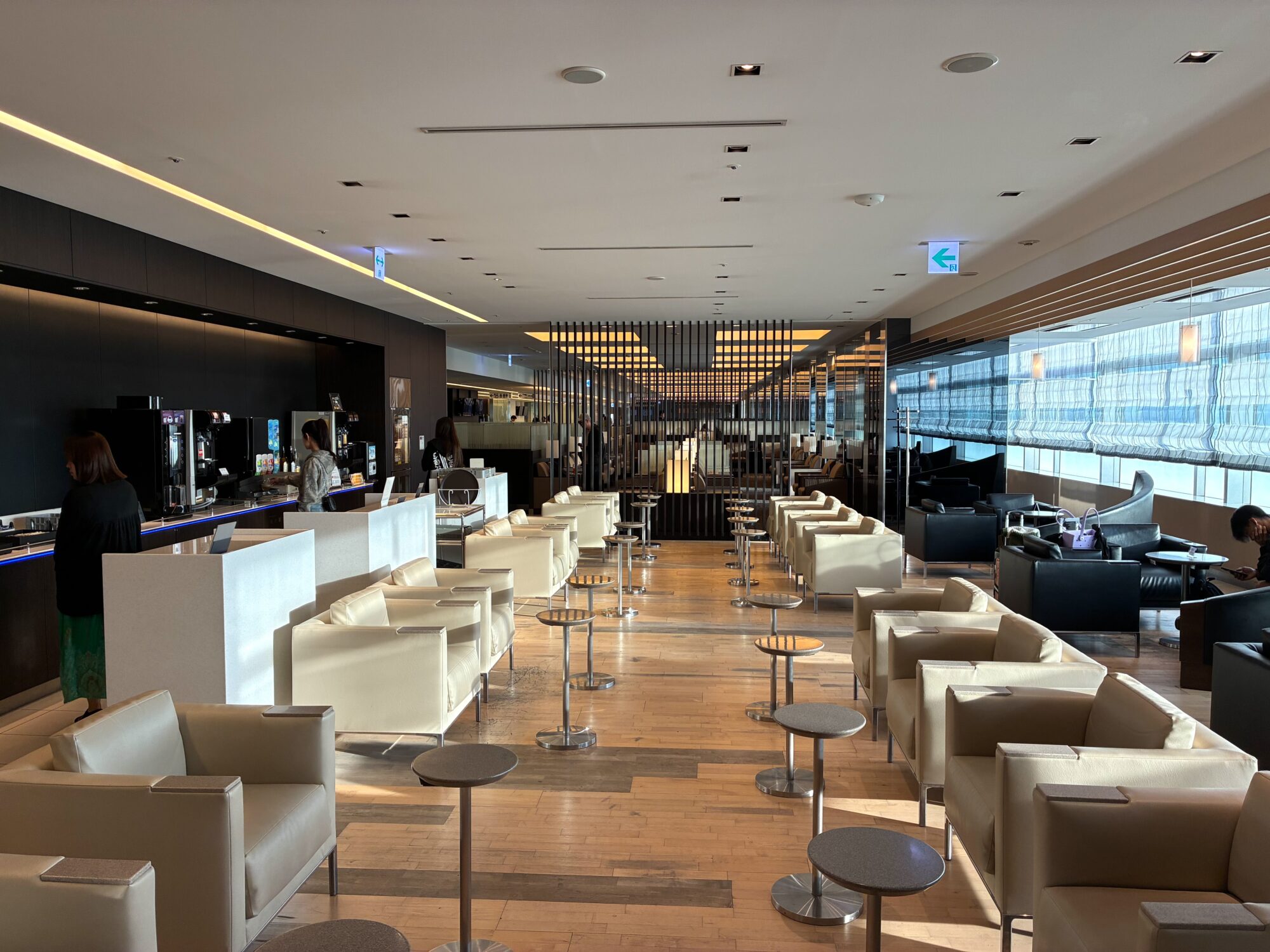 羽田 ANA LOUNGE